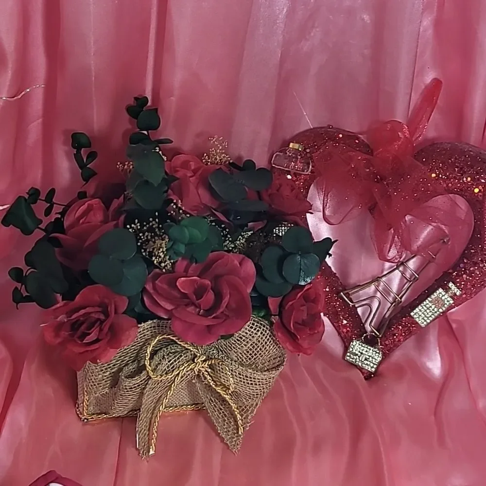 RED  ROSAS AND RED HEART SET